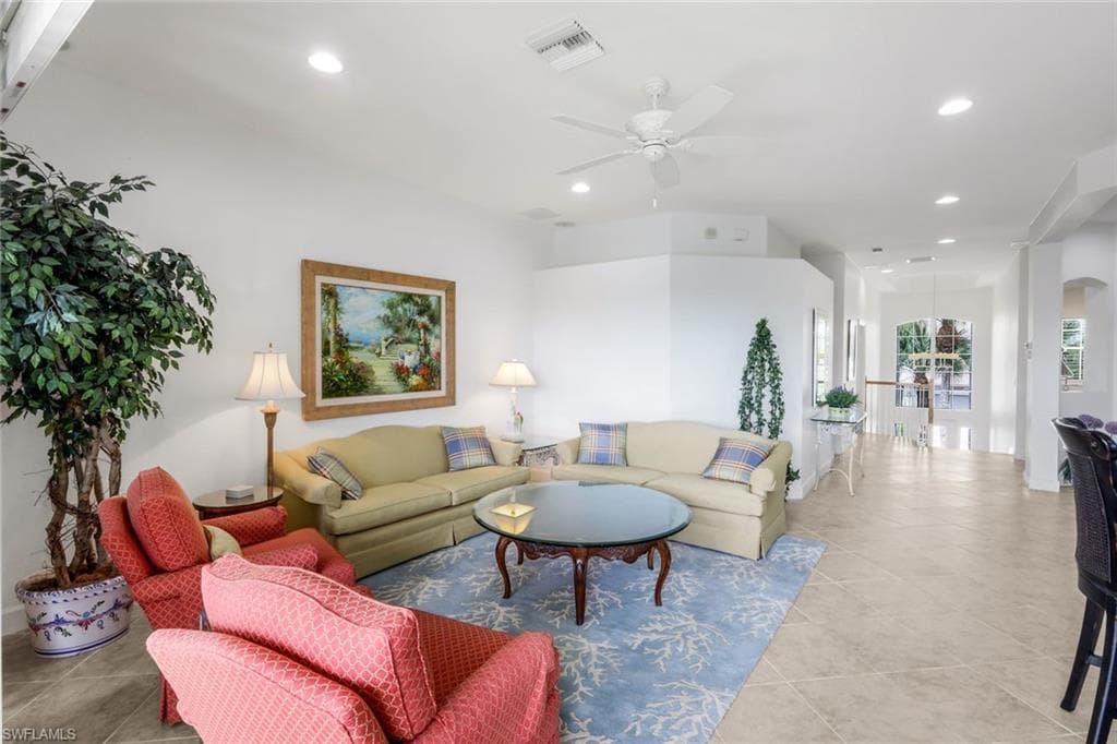 10341 Autumn Breeze Dr 201, Estero, FL 34135-15