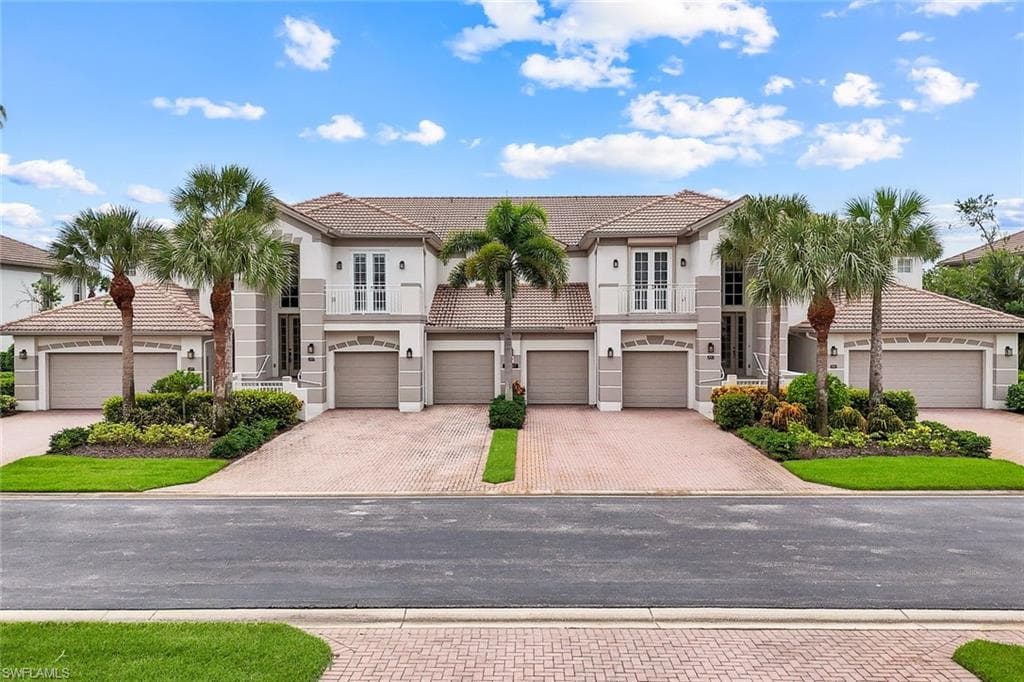 10341 Autumn Breeze Dr 201, Estero, FL 34135-5