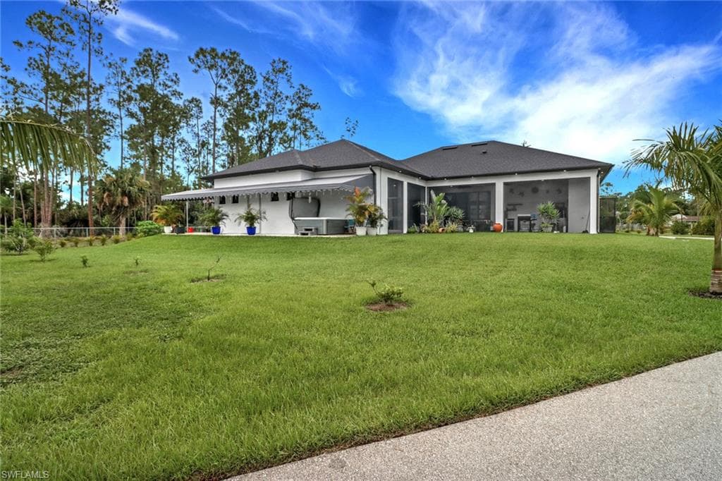 3737 14th Ave NE, Naples, FL 34120-27