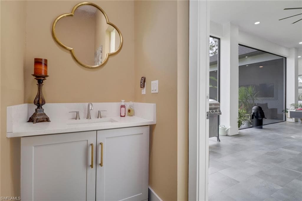 3737 14th Ave NE, Naples, FL 34120-28
