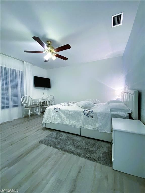 119 Flame Vine Dr, Naples, FL 34110-17