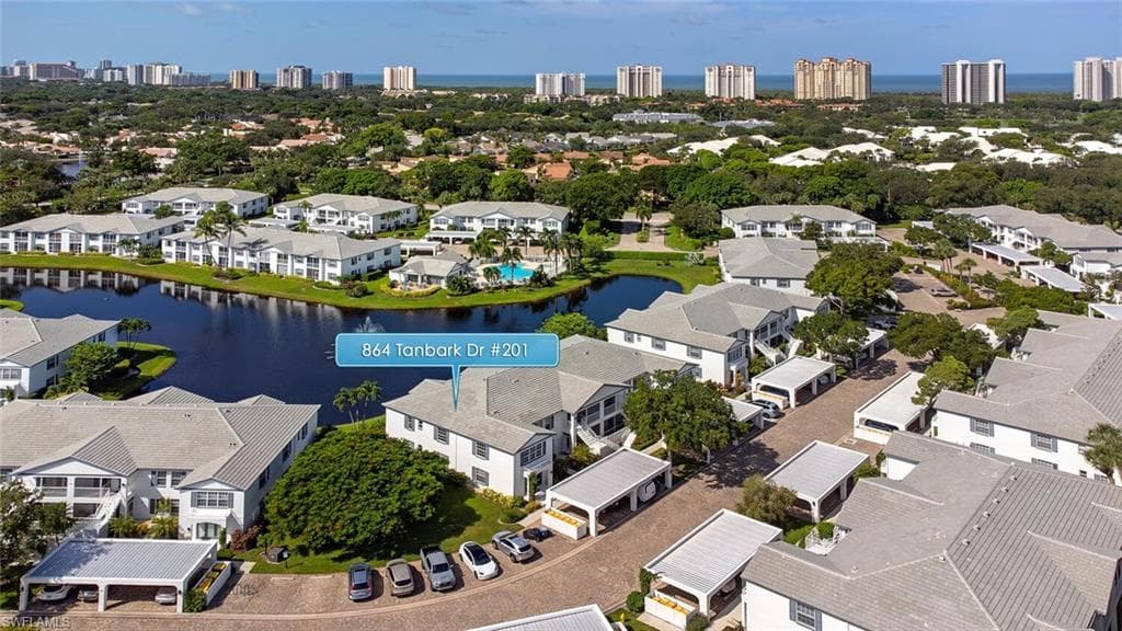 864 Tanbark Dr 201, Naples, FL 34108-18