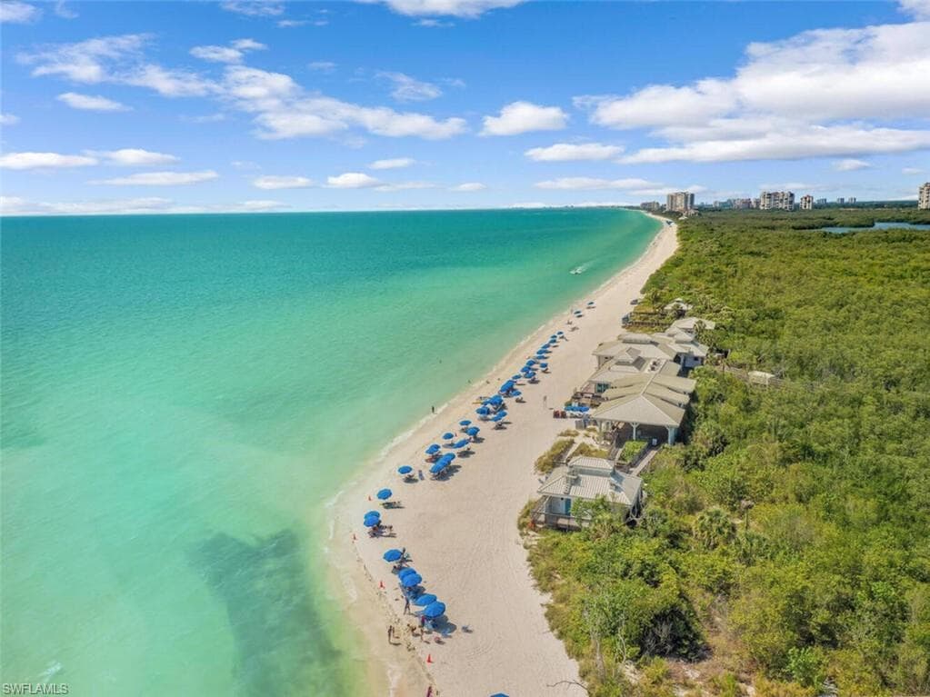 864 Tanbark Dr 201, Naples, FL 34108-28