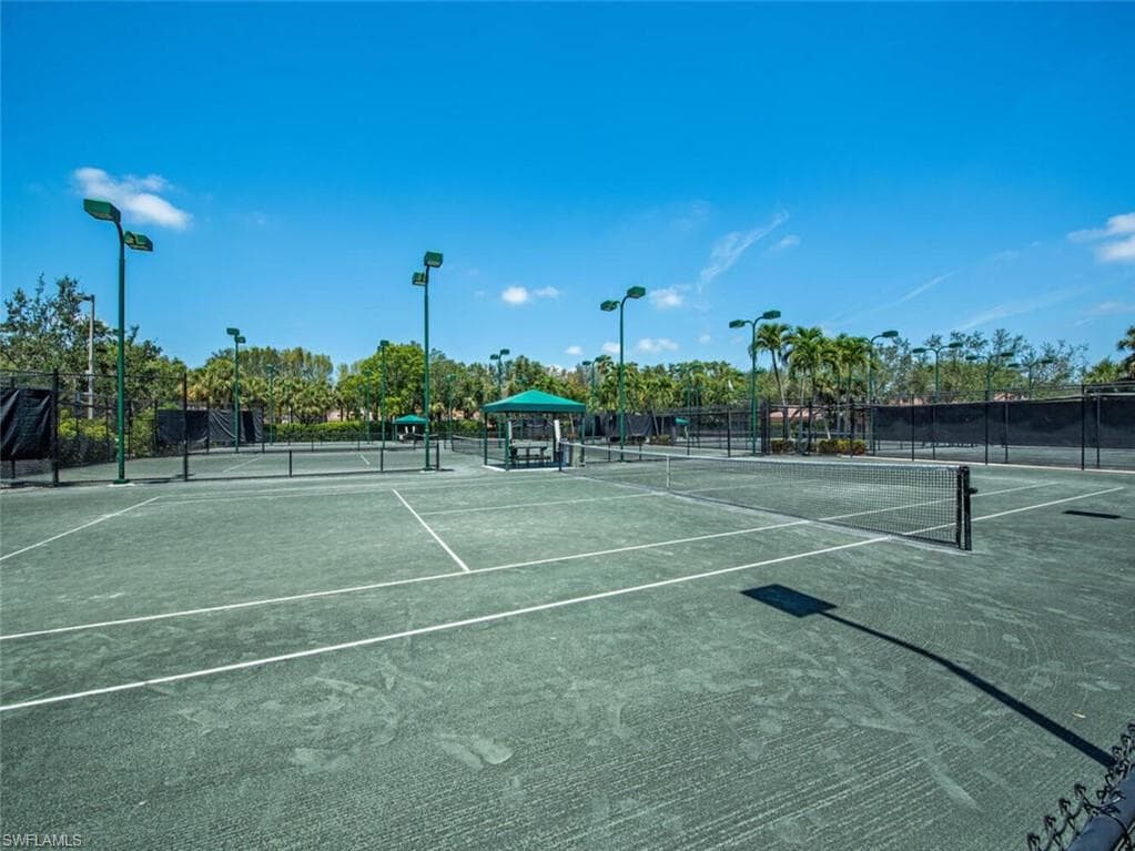 864 Tanbark Dr 201, Naples, FL 34108-35
