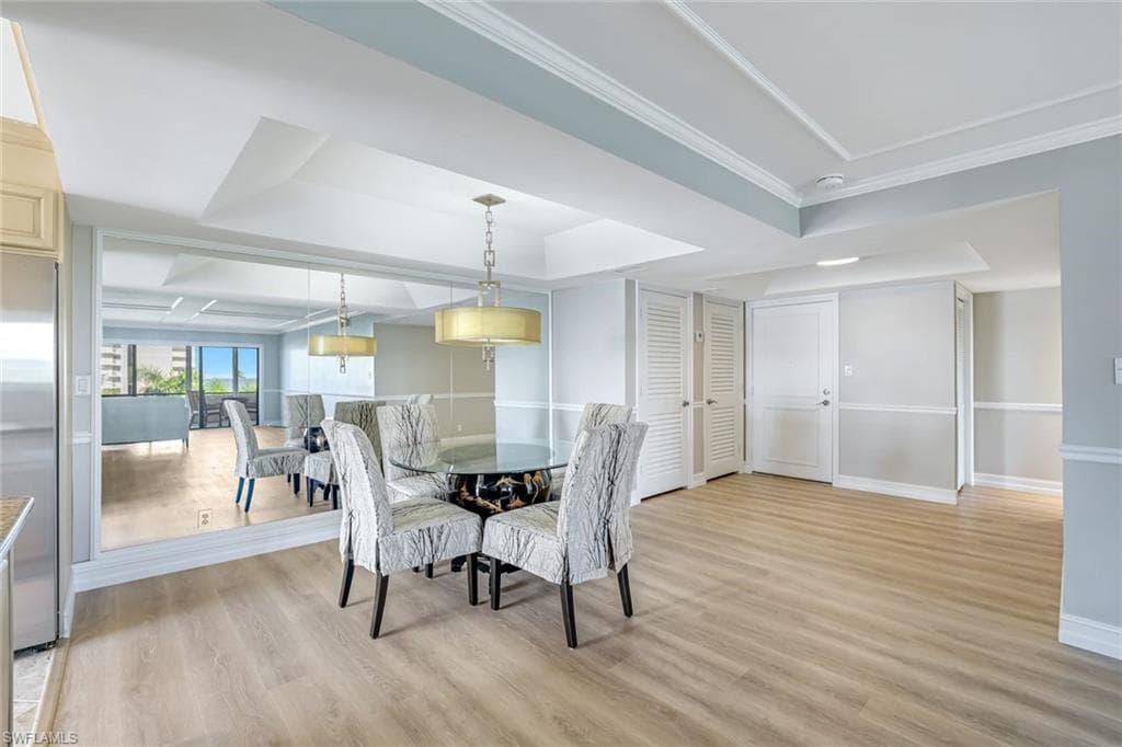 3430 Gulf Shore Blvd N 5j, Naples, FL 34103-10