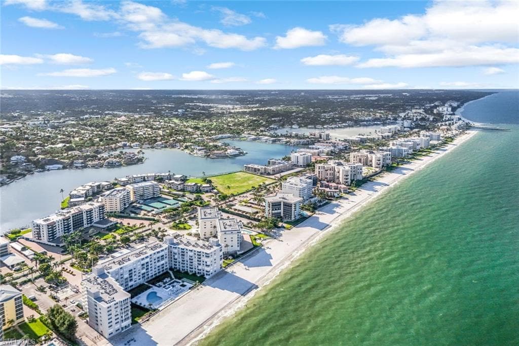 3430 Gulf Shore Blvd N 5j, Naples, FL 34103-24