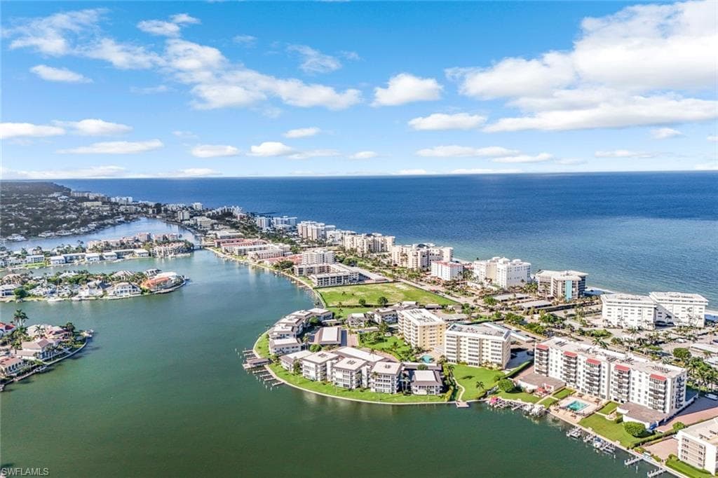 3430 Gulf Shore Blvd N 5j, Naples, FL 34103-2