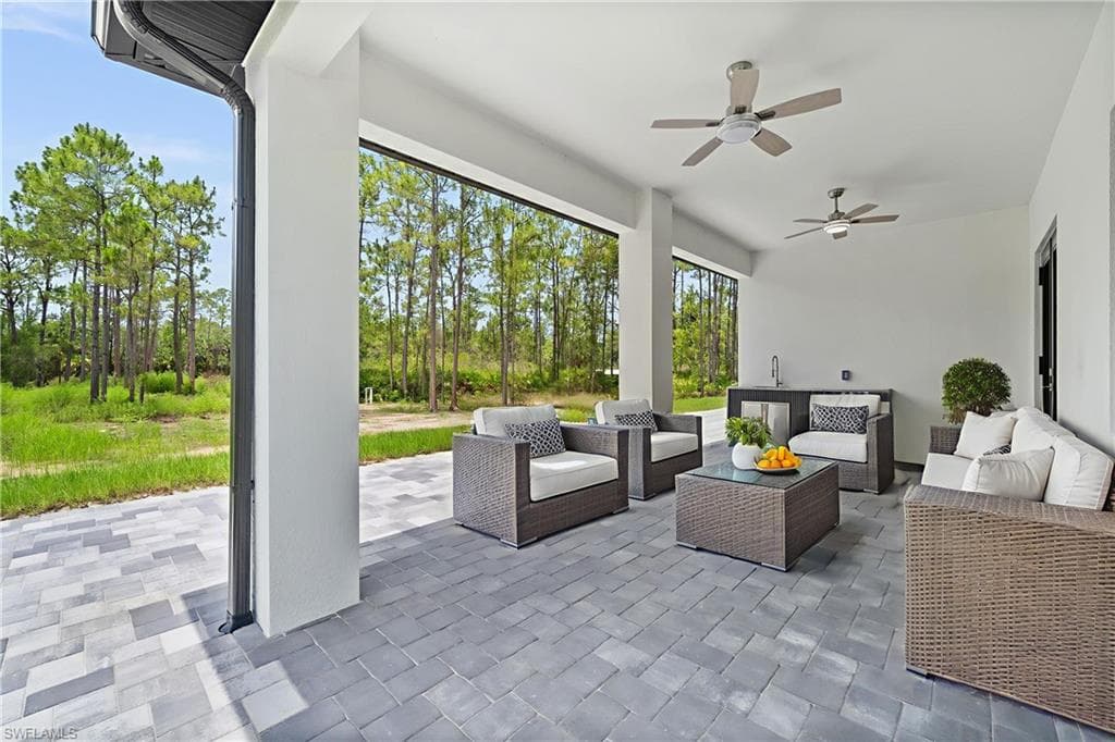4234 27th Ave NE, Naples, FL 34120-22