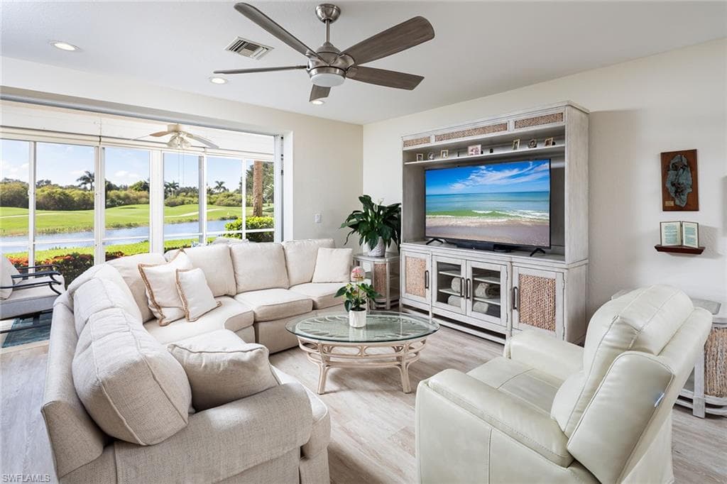 8470 Southbridge Dr 1, Estero, FL 33967-9
