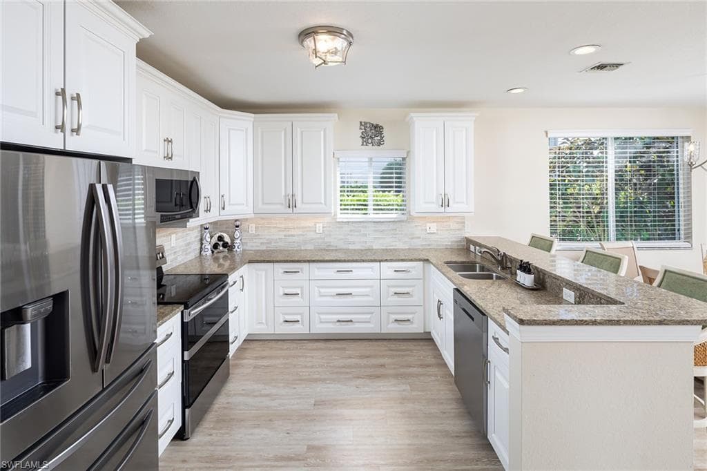 8470 Southbridge Dr 1, Estero, FL 33967-6