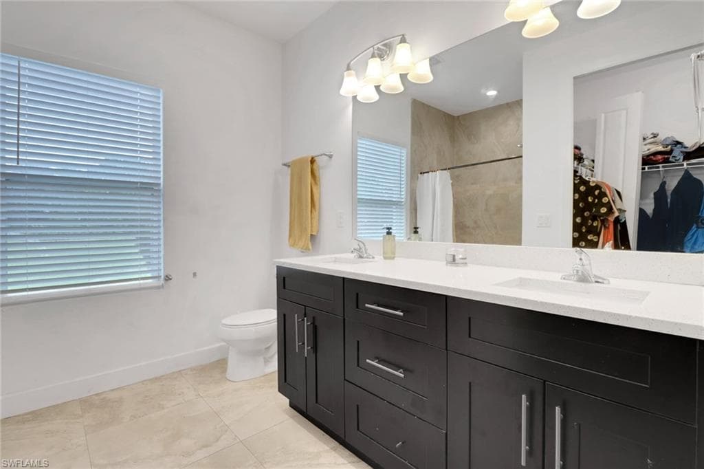 4240 62nd Ave NE, Naples, FL 34120-18