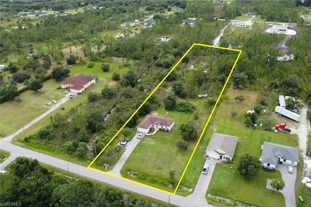 4240 62nd Ave NE, Naples, FL 34120-26