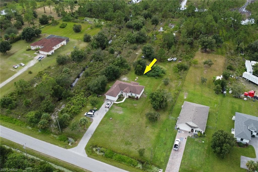 4240 62nd Ave NE, Naples, FL 34120-27