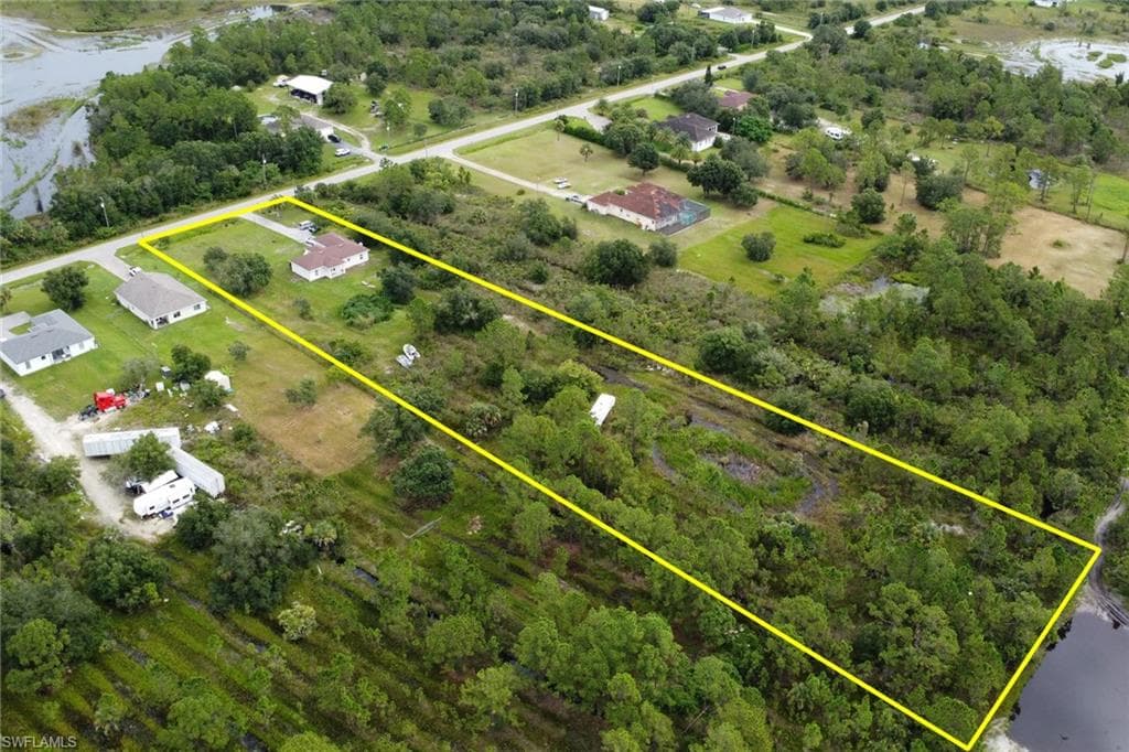 4240 62nd Ave NE, Naples, FL 34120-28