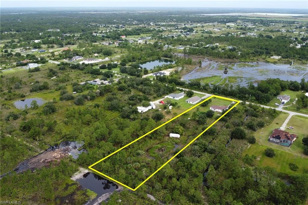 4240 62nd Ave NE, Naples, FL 34120-31