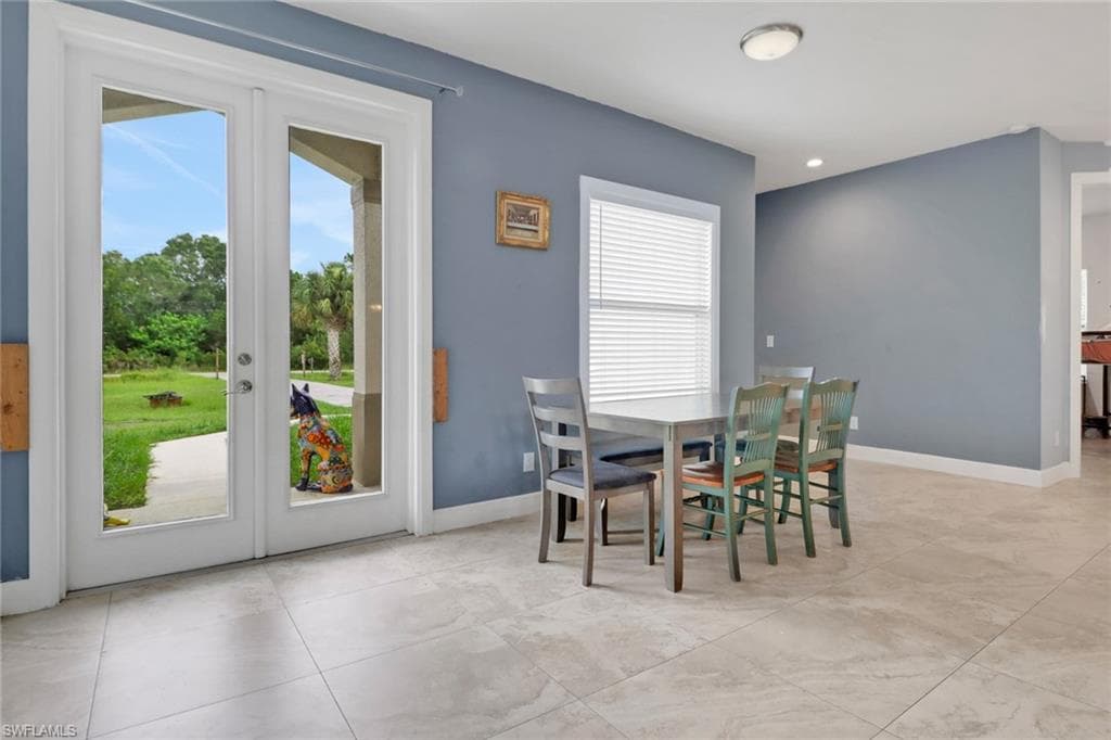 4240 62nd Ave NE, Naples, FL 34120-4