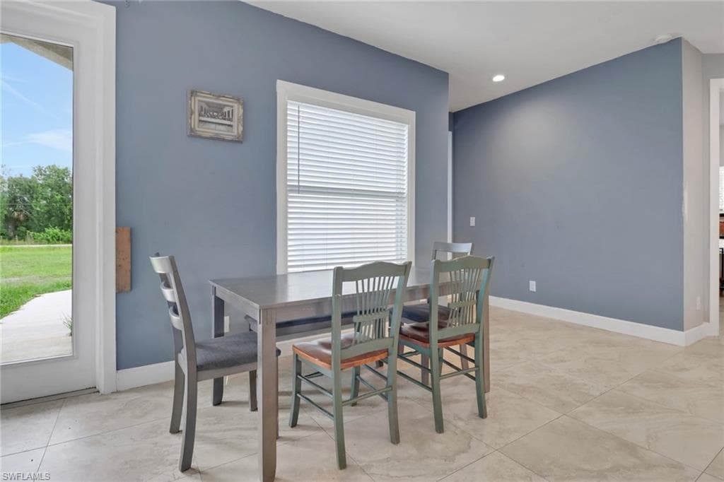 4240 62nd Ave NE, Naples, FL 34120-5