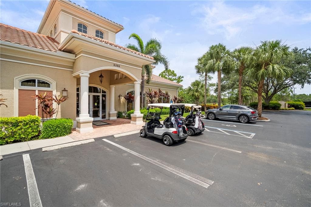 8275 Danbury Blvd 104, Naples, FL 34120-17