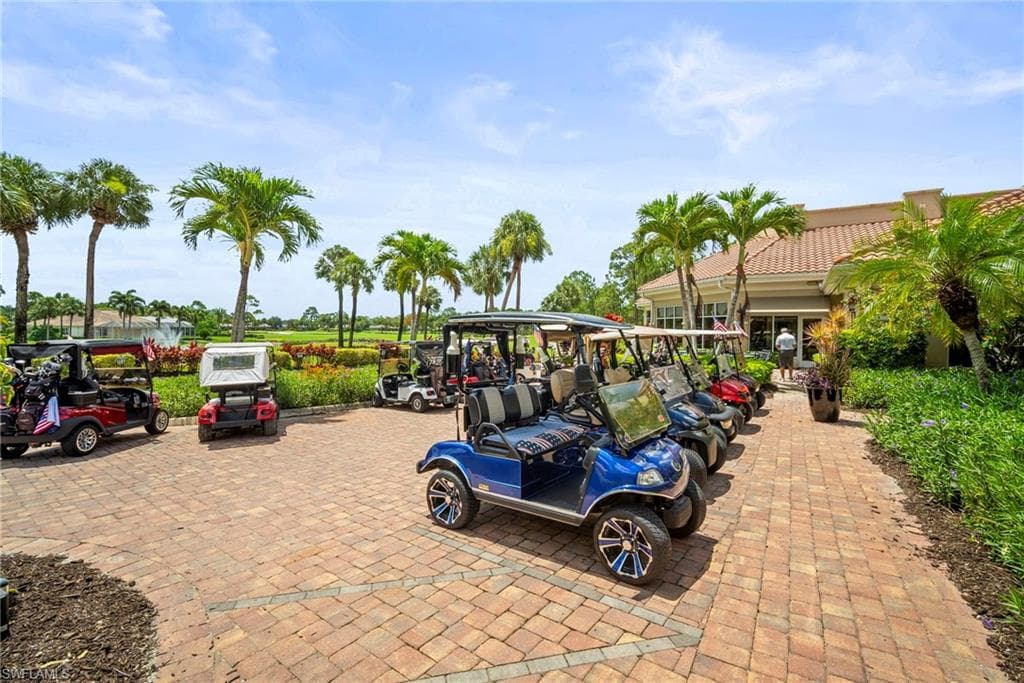 8275 Danbury Blvd 104, Naples, FL 34120-31