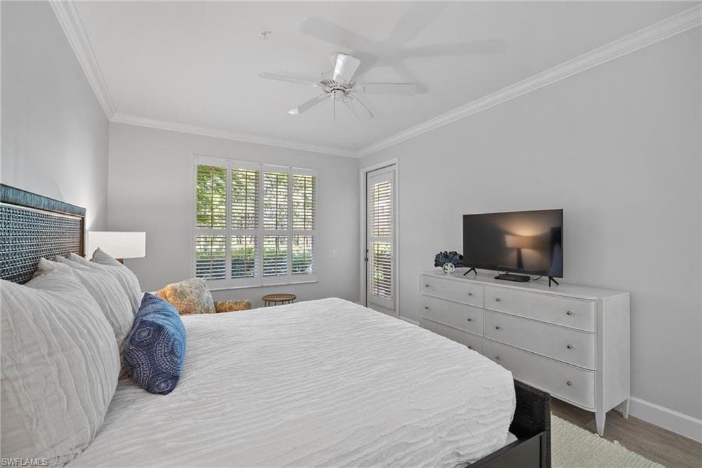 8275 Danbury Blvd 104, Naples, FL 34120-4