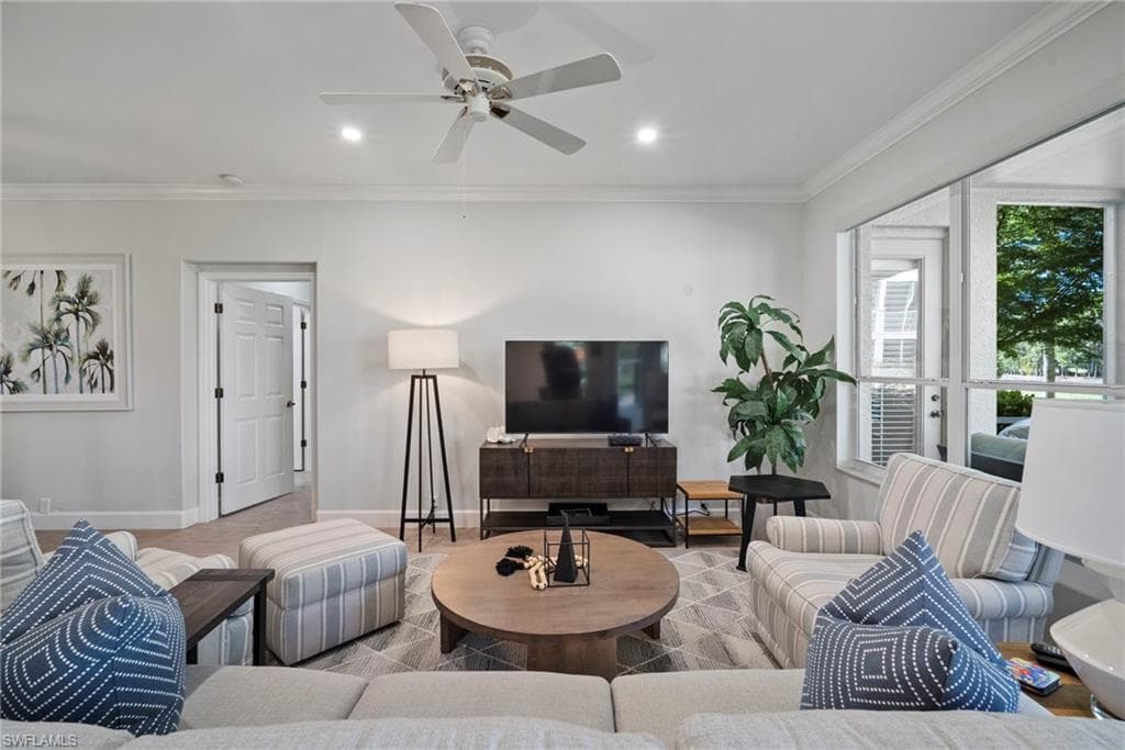 8275 Danbury Blvd 104, Naples, FL 34120-6