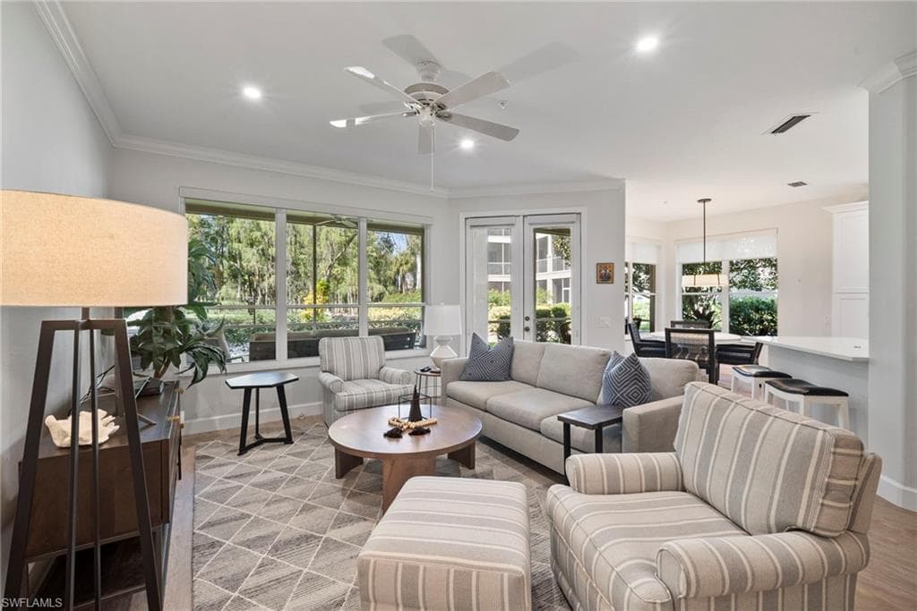 8275 Danbury Blvd 104, Naples, FL 34120-7