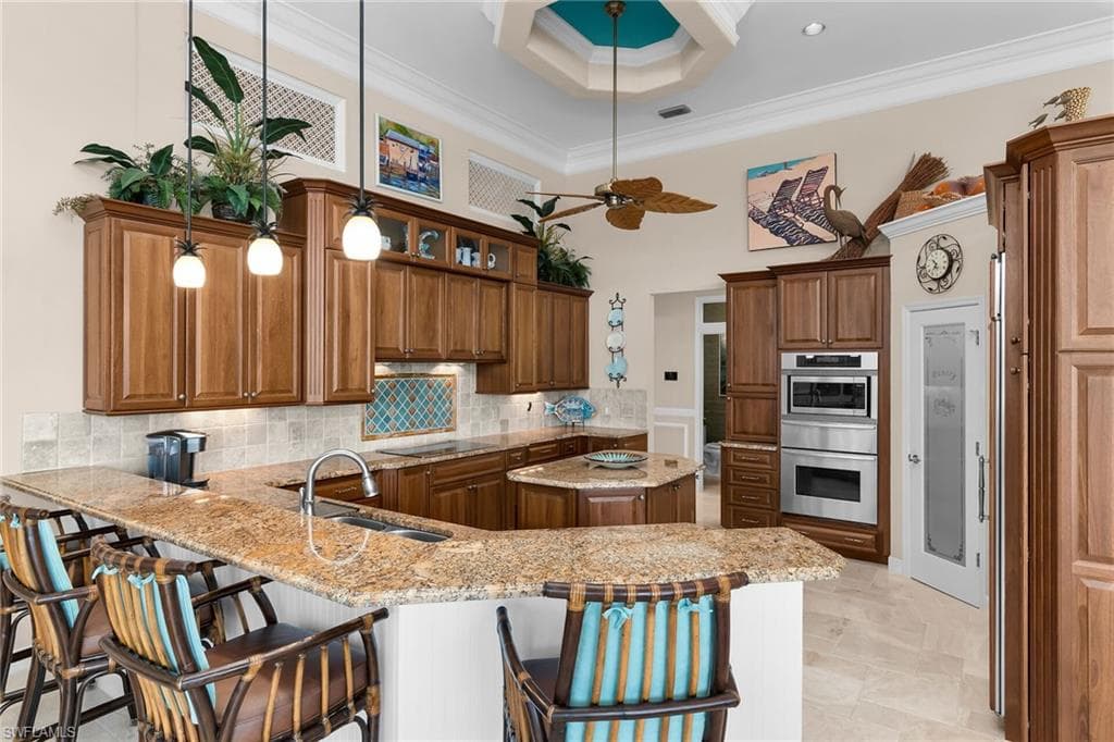 1370 Quintara Ct, Marco Island, FL 34145-18