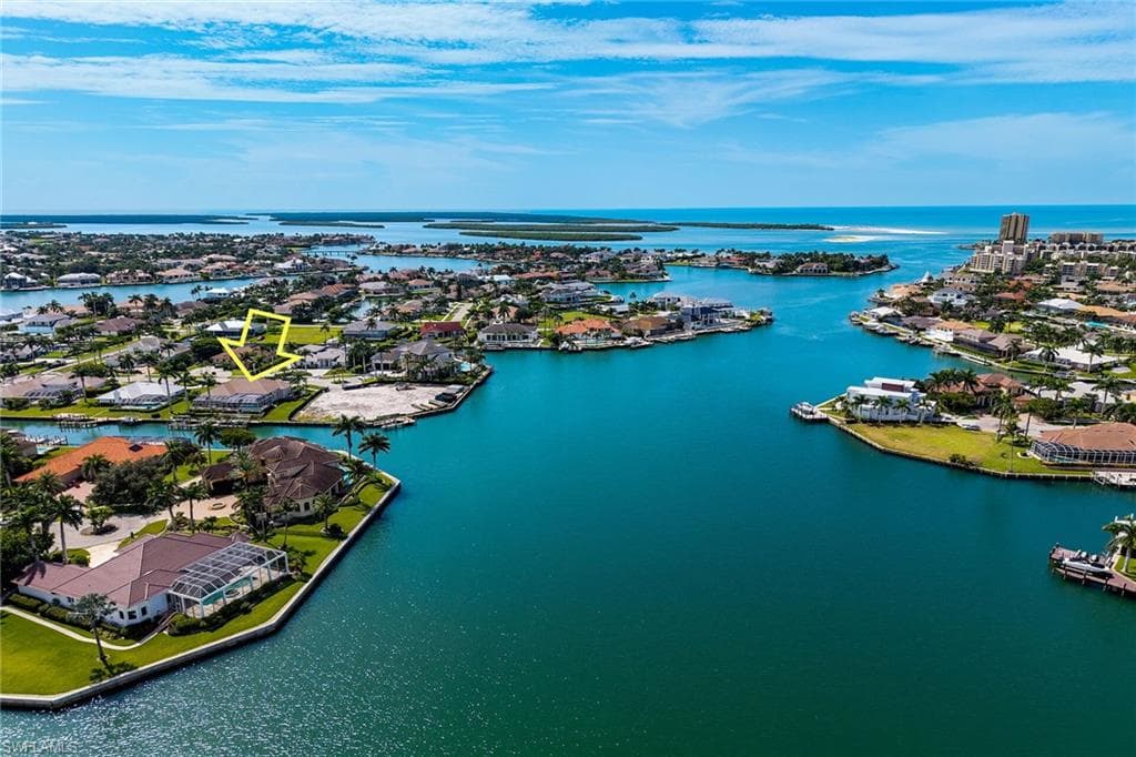 1370 Quintara Ct, Marco Island, FL 34145-1