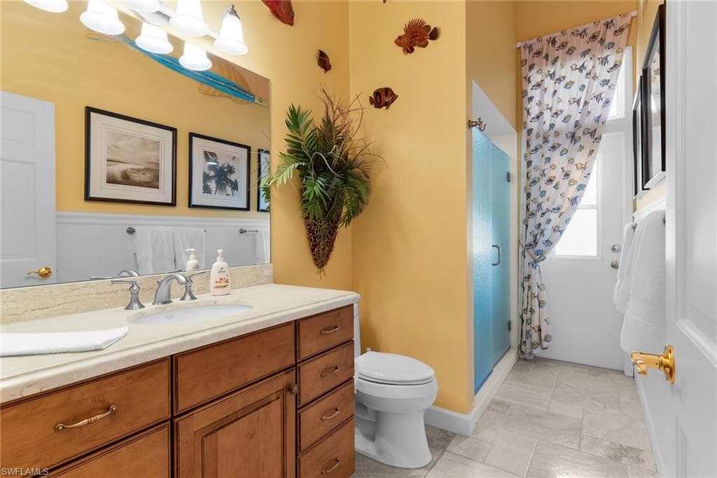 1370 Quintara Ct, Marco Island, FL 34145-32
