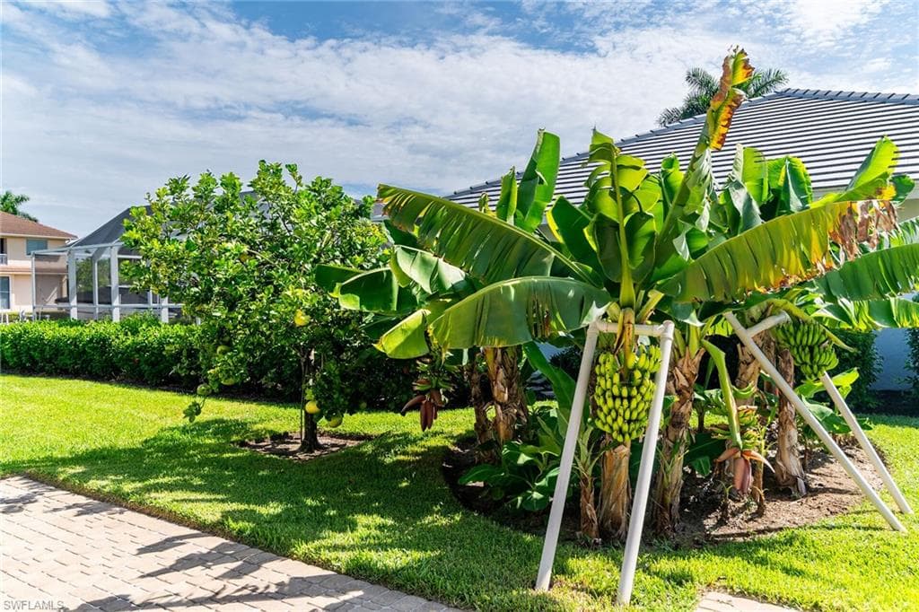 1370 Quintara Ct, Marco Island, FL 34145-48
