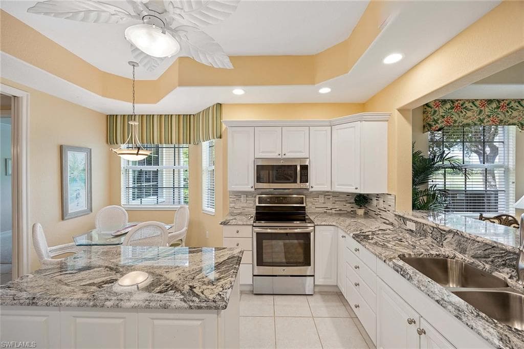 8609 Champions Pt 201, Naples, FL 34113-12