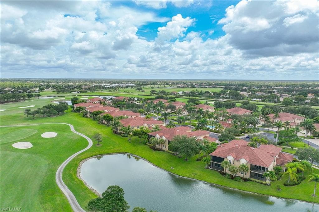 8609 Champions Pt 201, Naples, FL 34113-33
