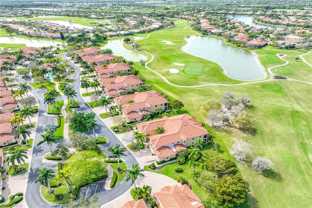8609 Champions Pt 201, Naples, FL 34113-36