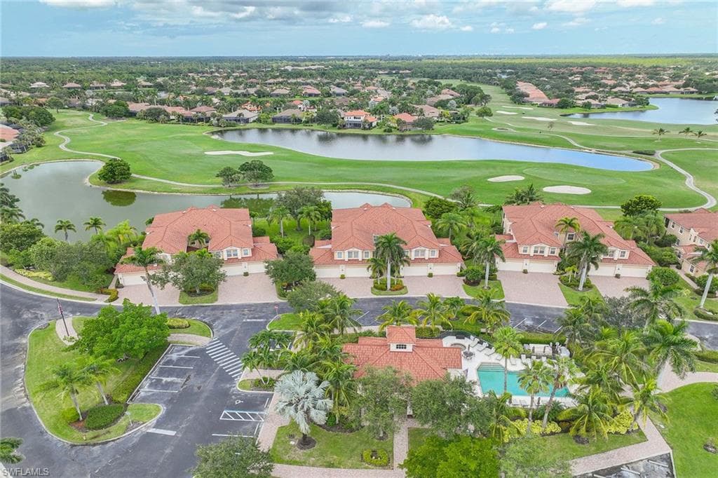 8609 Champions Pt 201, Naples, FL 34113-3