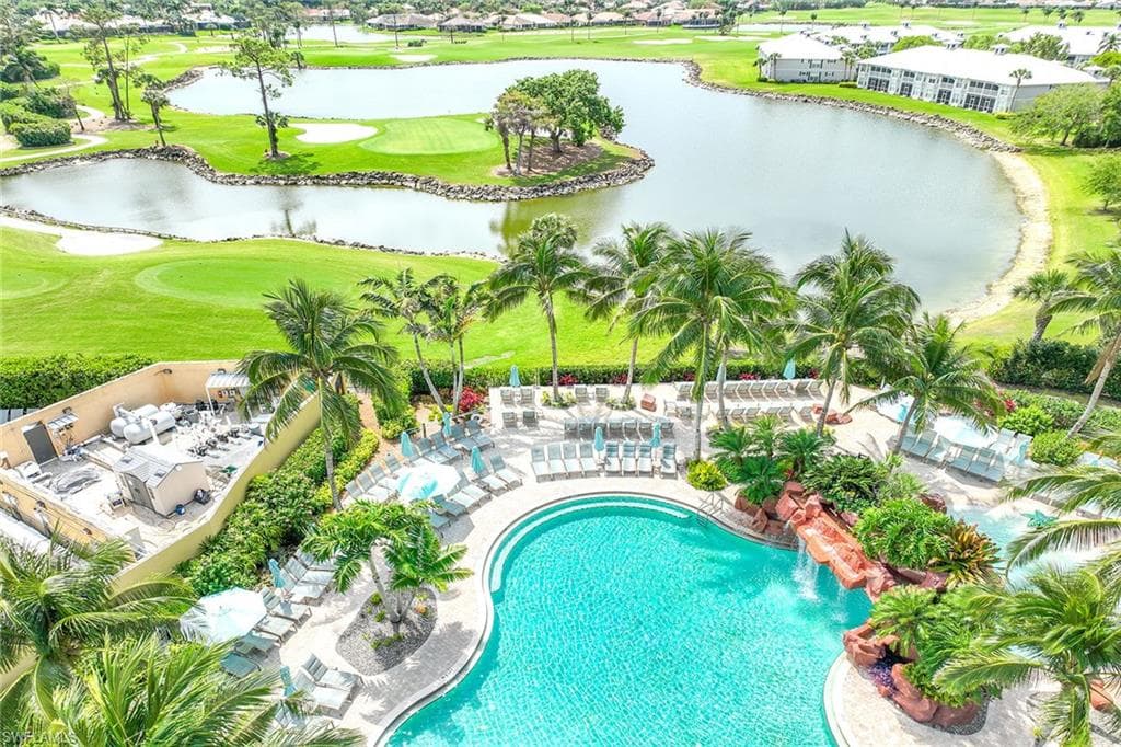 8609 Champions Pt 201, Naples, FL 34113-45