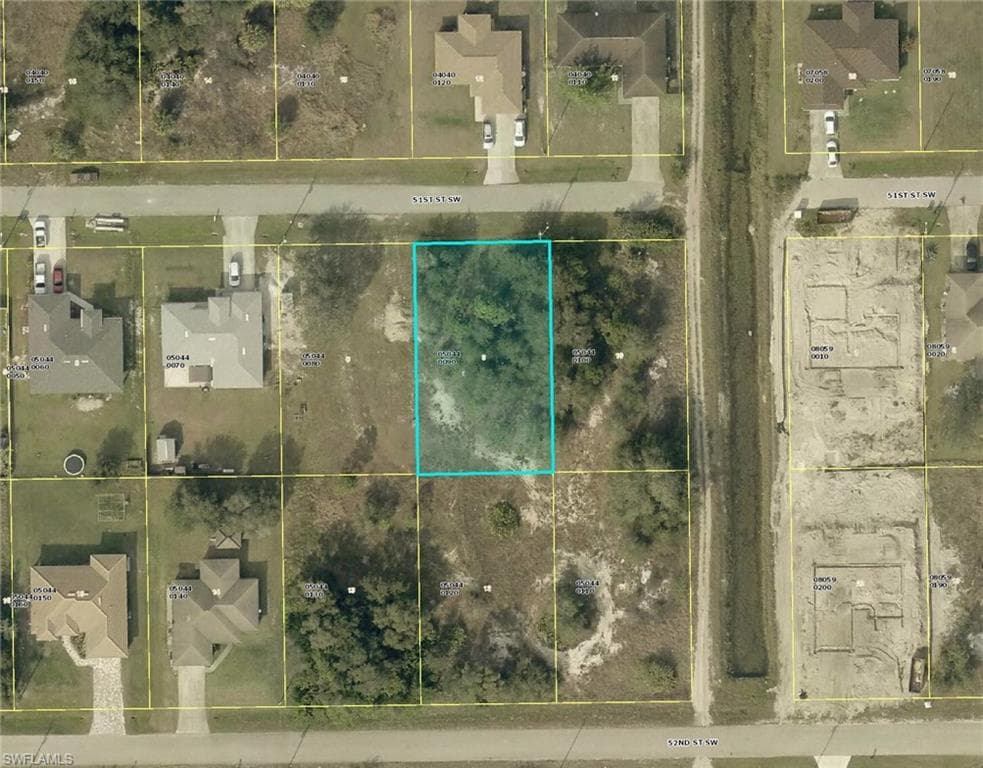 2603 51st St SW, Lehigh Acres, FL 33976-3