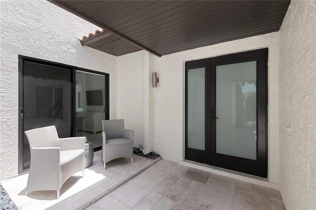 580 Tierra Mar Ln 21, Naples, FL 34108-9