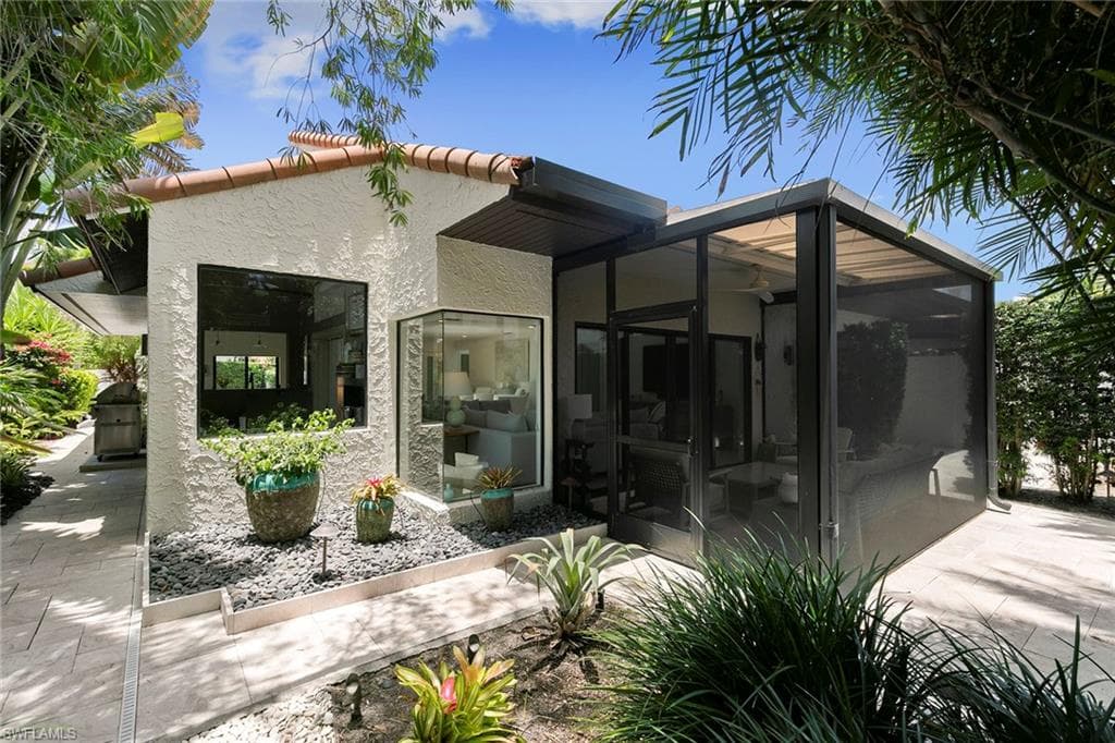 580 Tierra Mar Ln 21, Naples, FL 34108-35