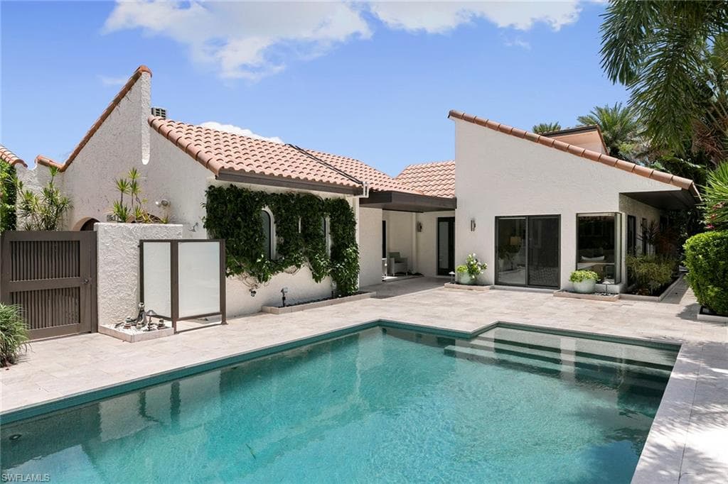 580 Tierra Mar Ln 21, Naples, FL 34108-3