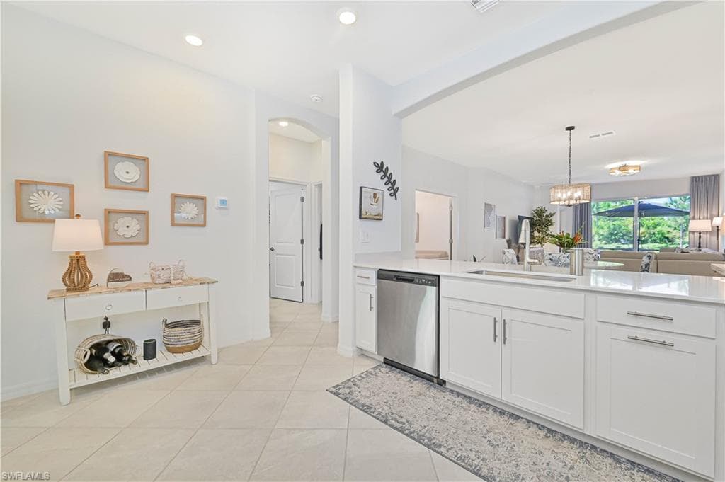 2200 Dragonfruit Way, Naples, FL 34120-20