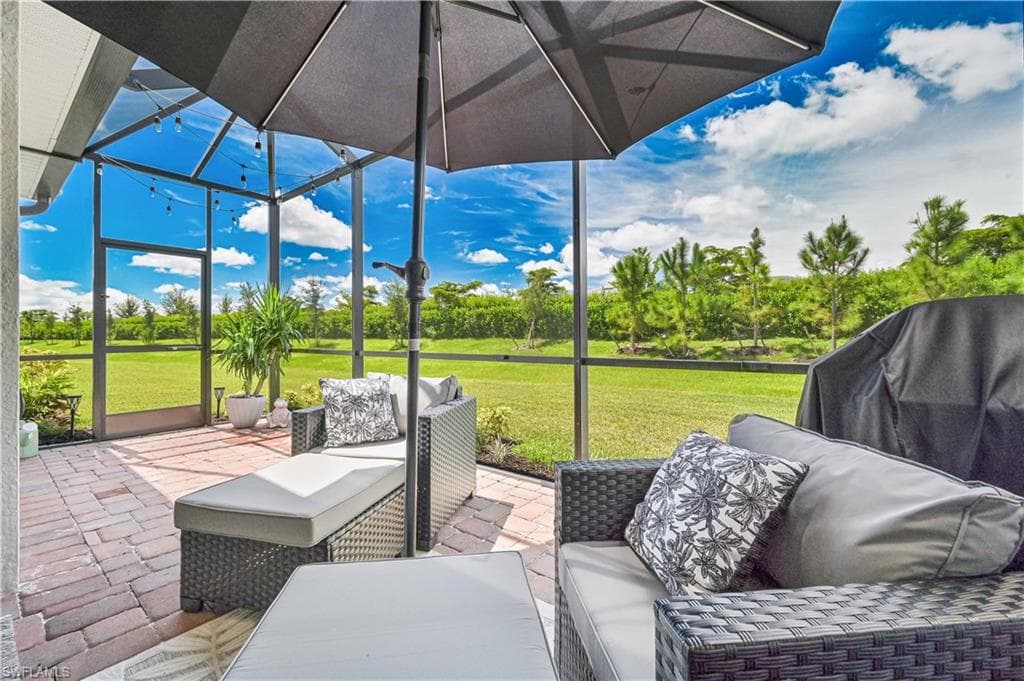 2200 Dragonfruit Way, Naples, FL 34120-31