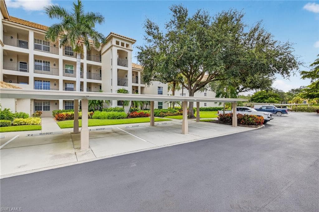 4640 Turnberry Lake Dr 306, Estero, FL 33928-3