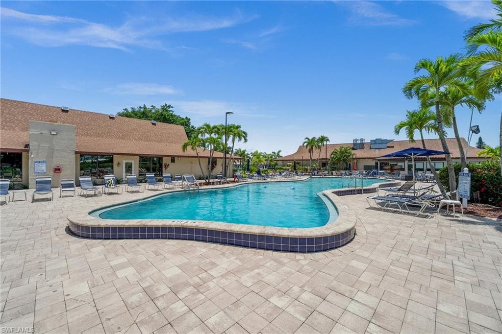 292 Winners Cir 2776, Naples, FL 34112-20