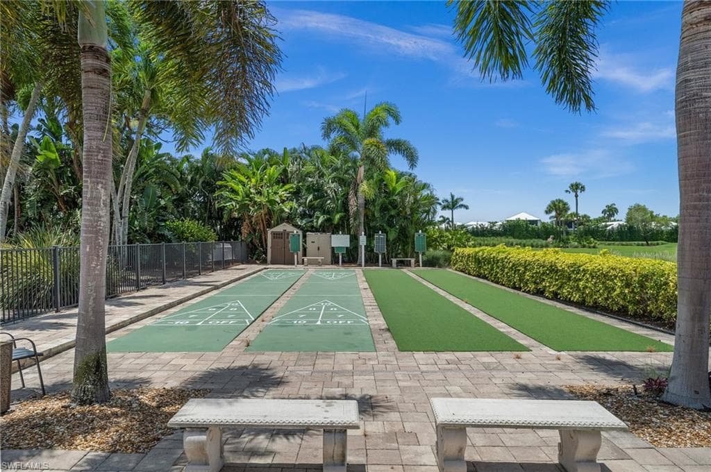 292 Winners Cir 2776, Naples, FL 34112-23