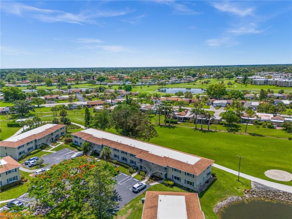 292 Winners Cir 2776, Naples, FL 34112-25