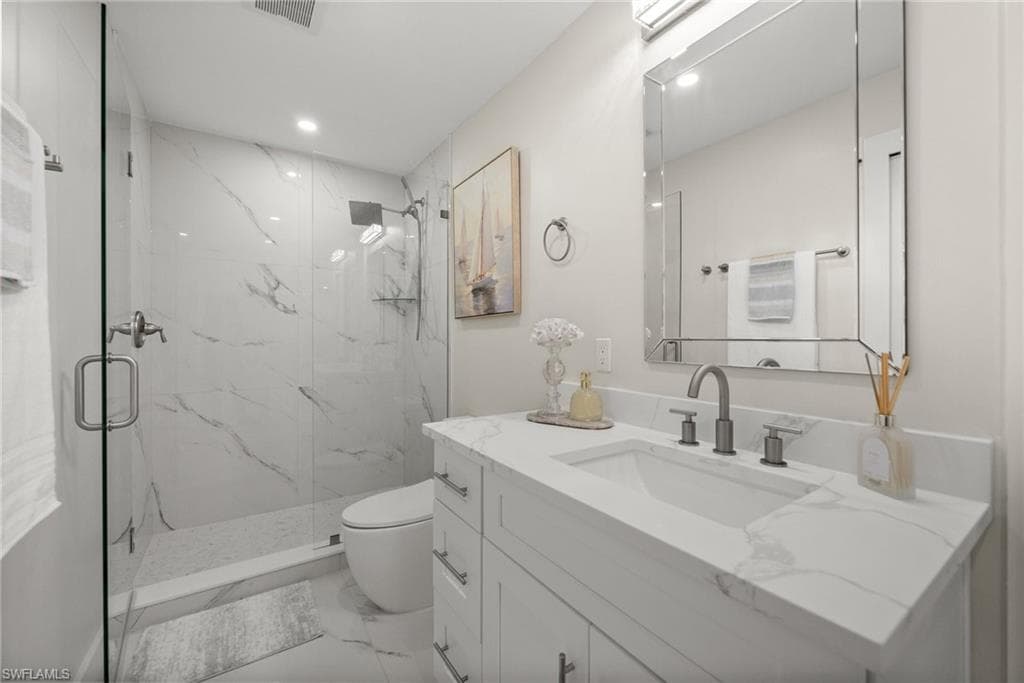 292 Winners Cir 2776, Naples, FL 34112-4