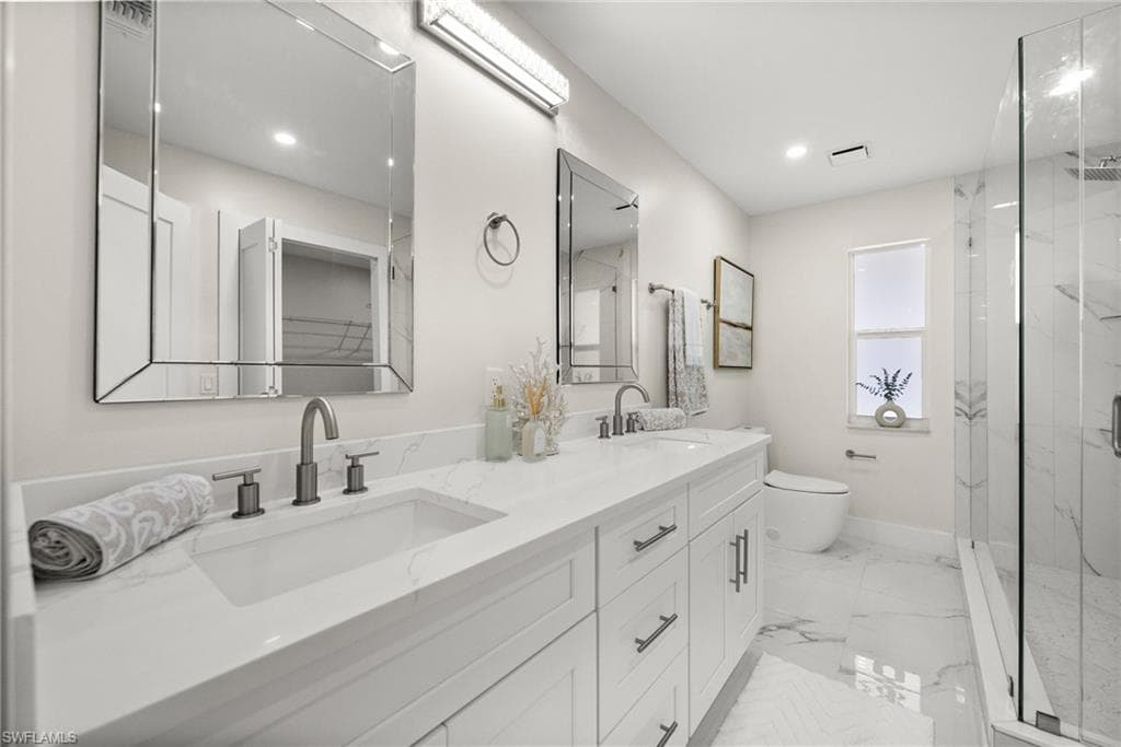 292 Winners Cir 2776, Naples, FL 34112-5