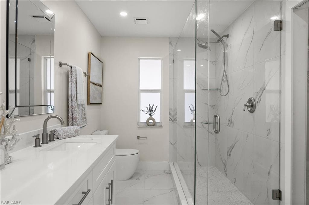 292 Winners Cir 2776, Naples, FL 34112-6