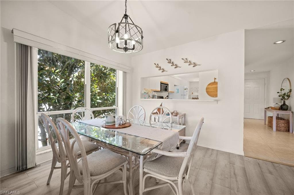 1140 Sarah Jean Cir C206, Naples, FL 34110-16