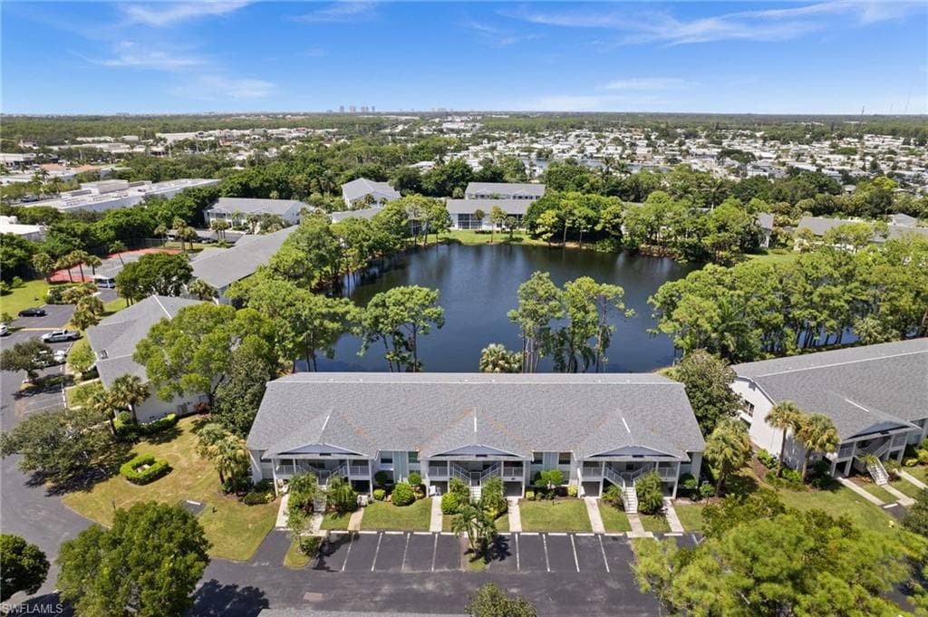 1140 Sarah Jean Cir C206, Naples, FL 34110-33